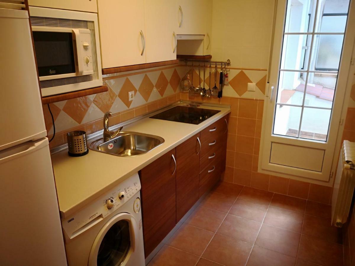 Apartamentos Torre De Gredos Arenas de San Pedro Eksteriør billede